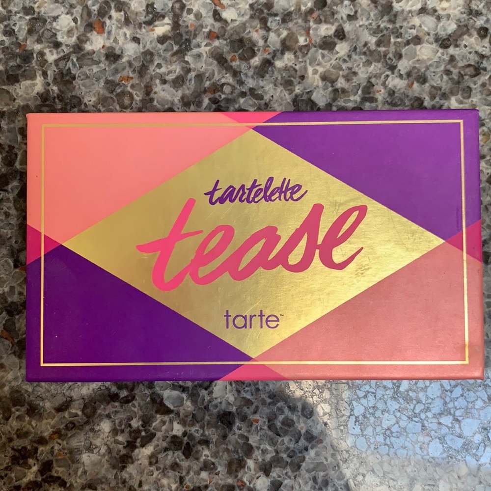 Tarte eye shadow palette!